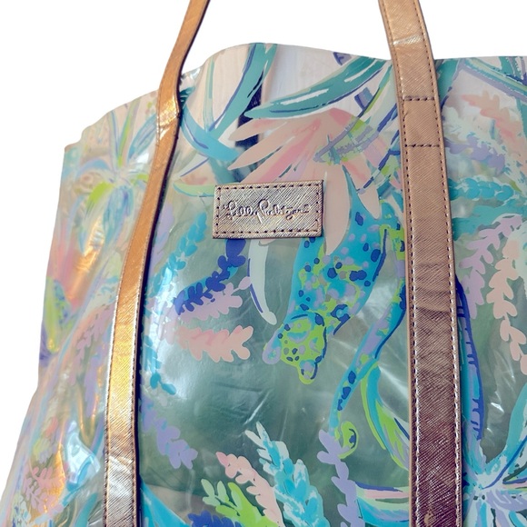 Lilly Pulitzer PVC Sweet Escape Print GWP Clear beach tote bag - Picture 3 of 16